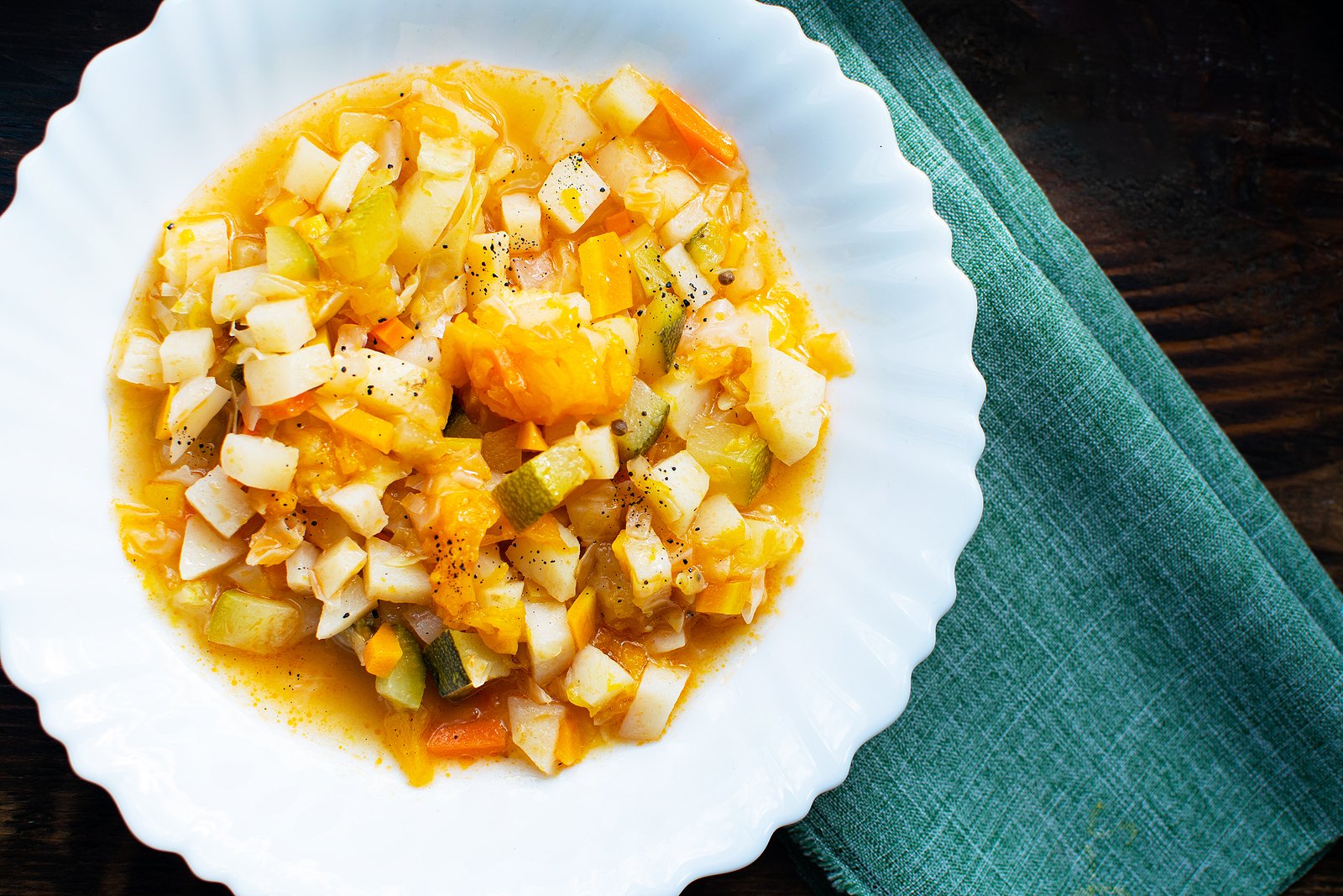 [RECIPE] An easy basil veggie stew with surprisingly complex flavors